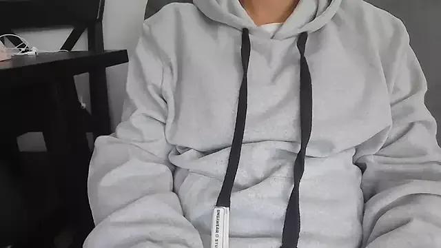 parismira on StripChat