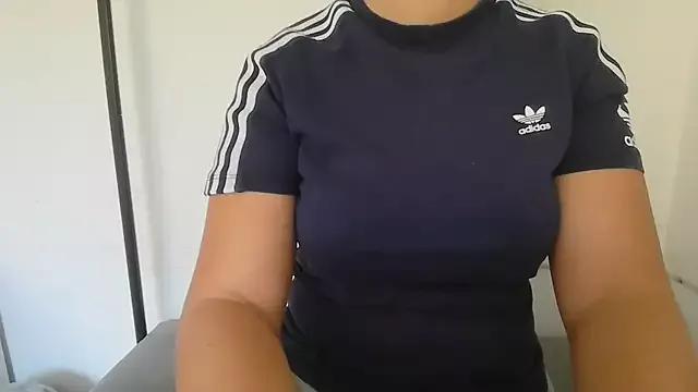 parismira on StripChat