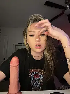 peachesncreamyy