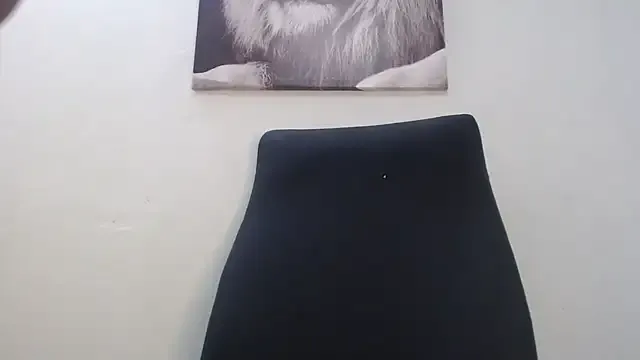 PervertPreggy model from sc