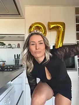 petrouchkaaa_ — MY BIRTHDAY  DSHABILLE MOI