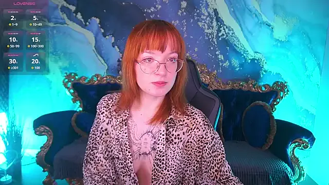 Pixie_Peachh on StripChat