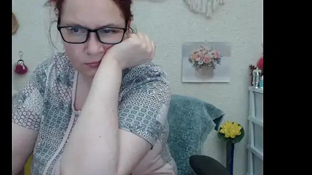 PlayfullMature on StripChat