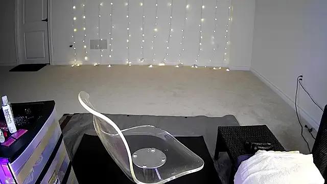 Ravishing_Roma's avatar