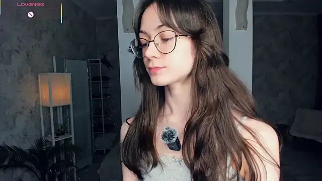 ReneeLippeatt on StripChat 