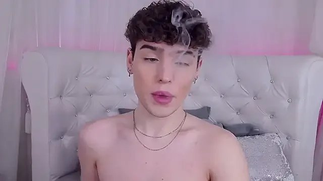 RobbyCharming on StripChat 