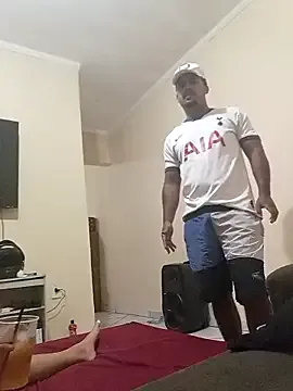 Rodrigues99 on StripChat