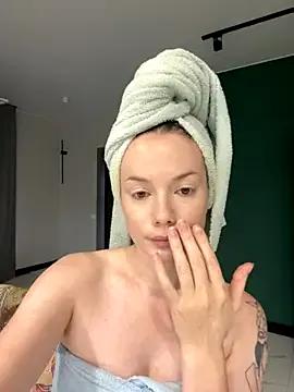 RosieMarvel on StripChat