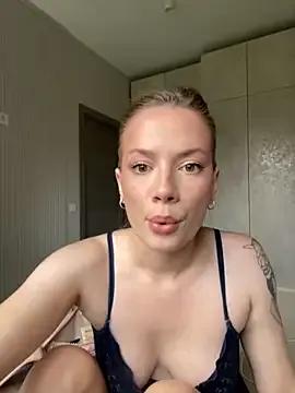 RosieMarvel on StripChat