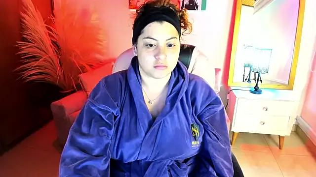 Rosse_Dijon on StripChat 