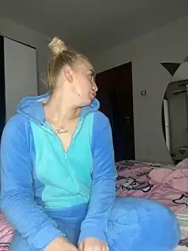 RuxyCatrina's avatar