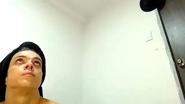 saara_johnson496 on StripChat 