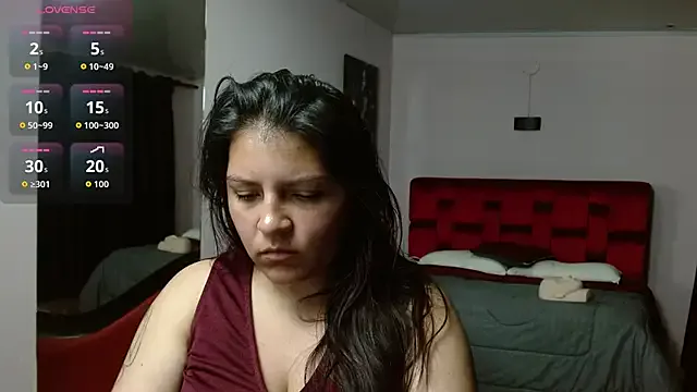Sahamara_07 on StripChat