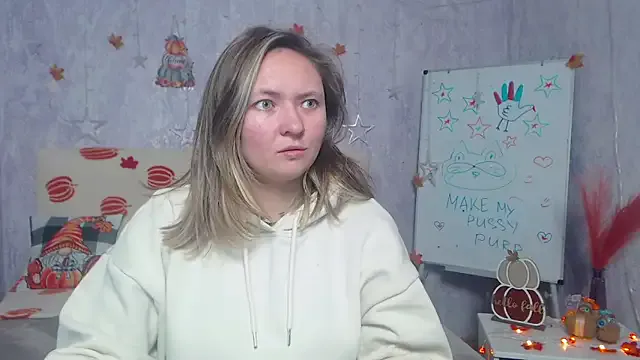SallyVerda on StripChat