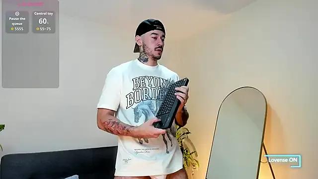 Salvatore_costa on StripChat