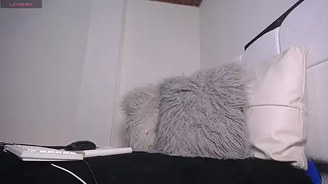 Samuel_Zeuv_ model from StripChat