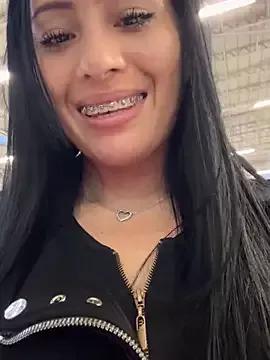 Sara_luna_ on StripChat 