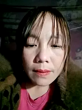 Sara_pusyy on StripChat