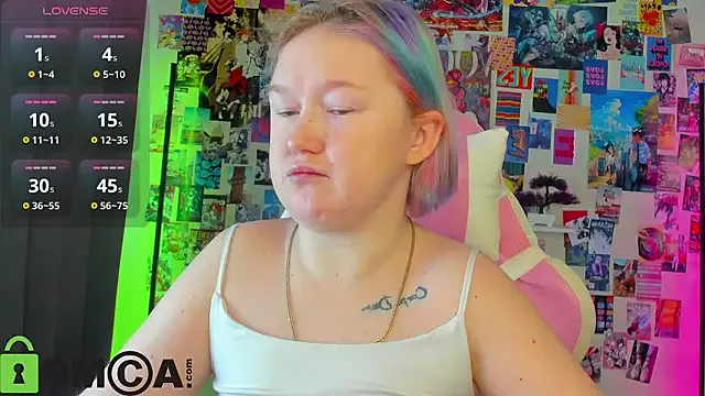 Sara_Robinson on StripChat