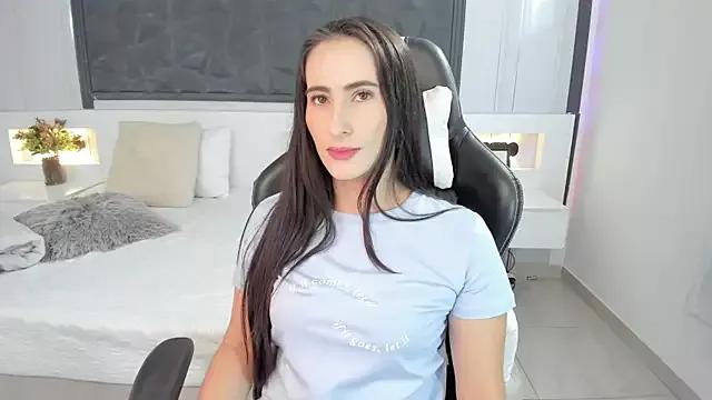 SaraGomez1 on StripChat 