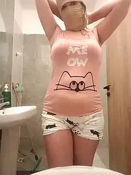 Sarah_Dalouaa model from StripChat