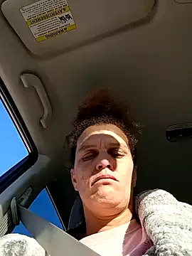 sarahkat86 on StripChat