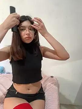 SaraTheCutie on StripChat 