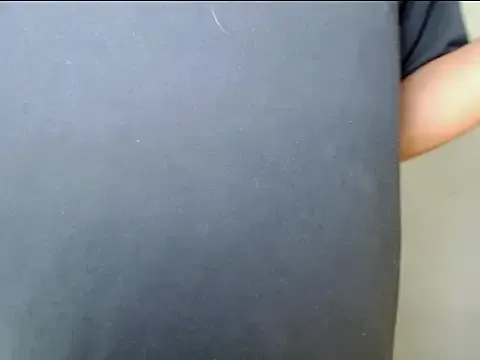 Savanna_White on StripChat