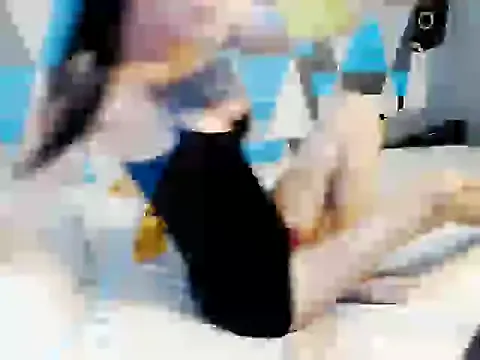 Savannah_Cock on StripChat