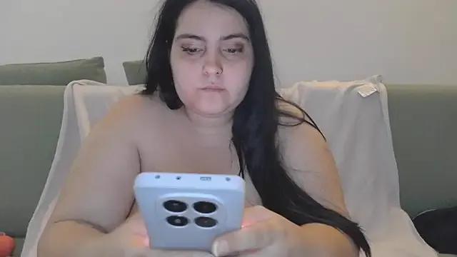 SelenaBoni on StripChat 
