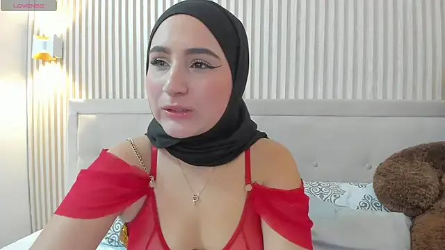 Shadya_habibi model from StripChat