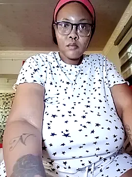 ShantelBootyBoobs