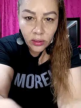 SluttyMilf79's avatar