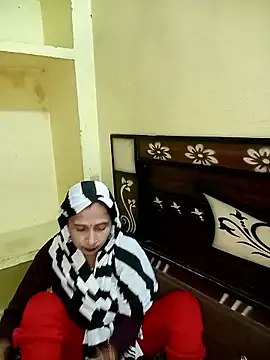 Soniya_089 on StripChat