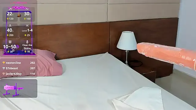 sophia_vivas on StripChat