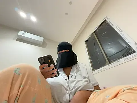 Submissive_Arab on StripChat