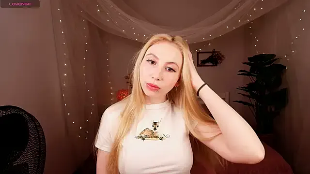 SugarLeash model from StripChat