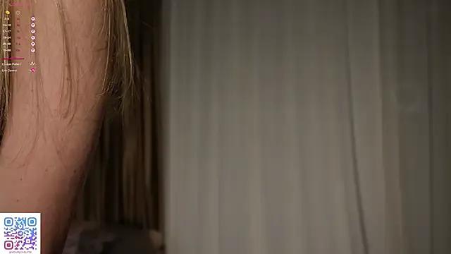 Sunshine_Diana on StripChat 