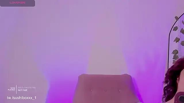 sushiboxxx on StripChat 