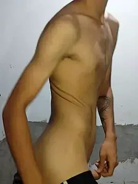 Sweet_Davyd on StripChat