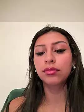 sweetAli_ on StripChat 