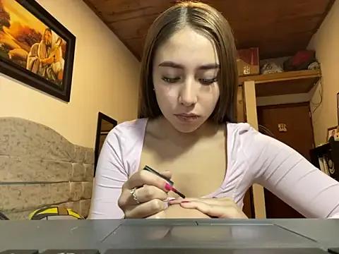 SweetMaddiee_ on StripChat 