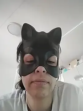 SweetSun69 on StripChat