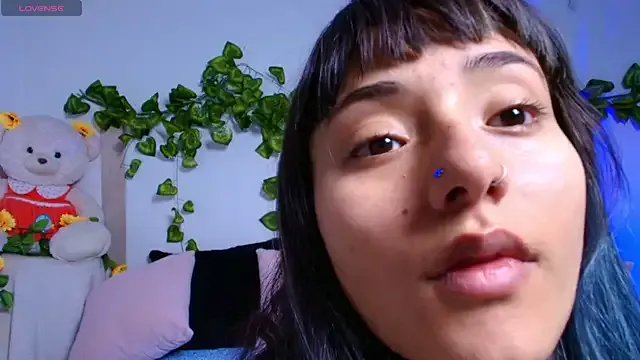 tati_cardenas on StripChat 