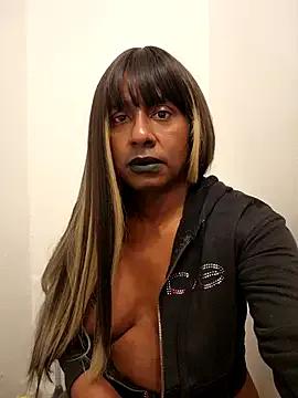 TheMoniqueMiles on StripChat