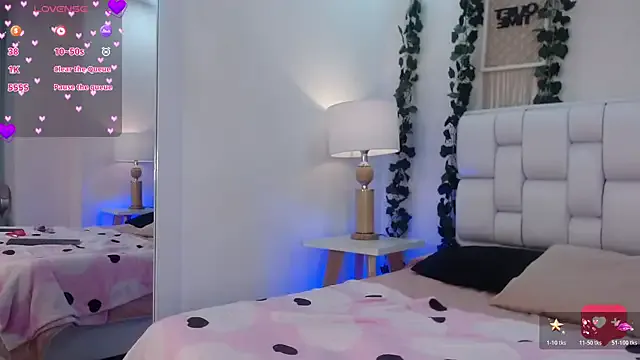 Tiffanygh_ on StripChat