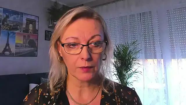 vanessa_chat on StripChat