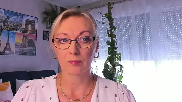 vanessa_chat on StripChat