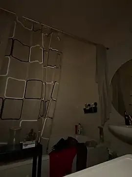 vinique99 on StripChat 