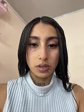 Violeet-Smith — Squeeze tits